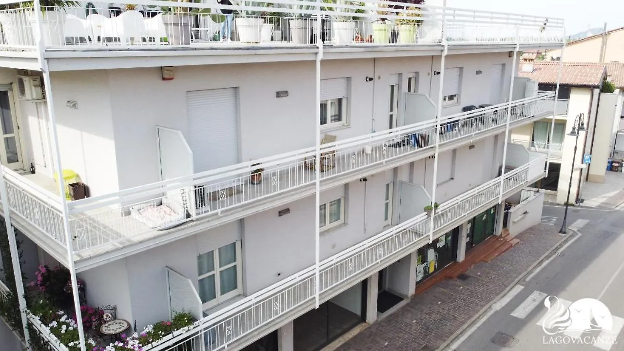 Apartment Central Suite Moniga Moniga del Garda Italy